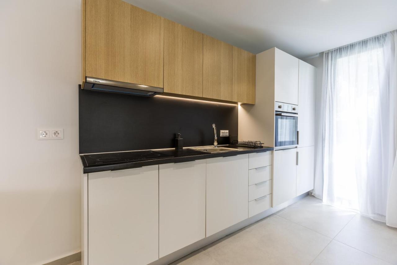 Varkiza Luxury Suites By Raise Vári Esterno foto